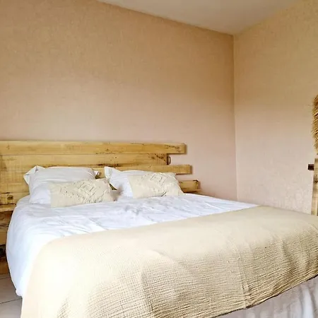 Maison Le Yoti, Jolie Vue Sur Le Lot 펜션 Campouriez