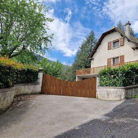 펜션 Maison Le Yoti, Jolie Vue Sur Le Lot Campouriez