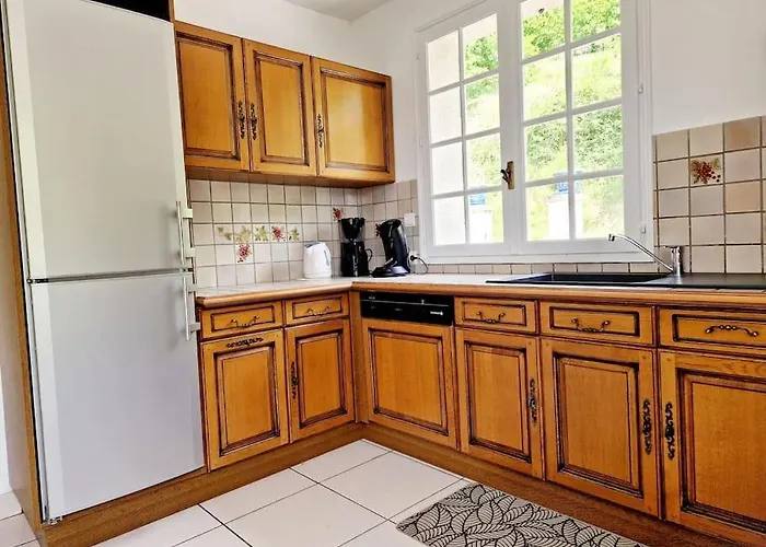 Maison Le Yoti, Jolie Vue Sur Le Lot Semesterbostad Campouriez